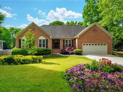 1365 Barclay Dr, Lawrenceville, GA, 30043