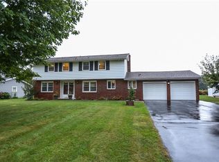 251 Mascot Dr, Rochester, NY 14626