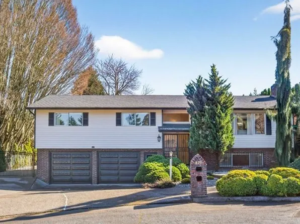 (undisclosed Address), Portland, OR 97230