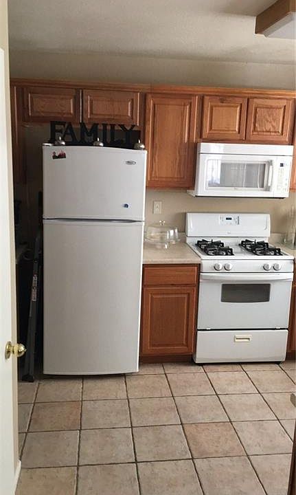 2nd image of 4562 Palm Mesa Dr
