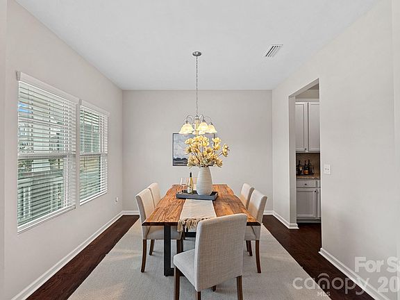 4th image of 4120 Huntley Glen Dr