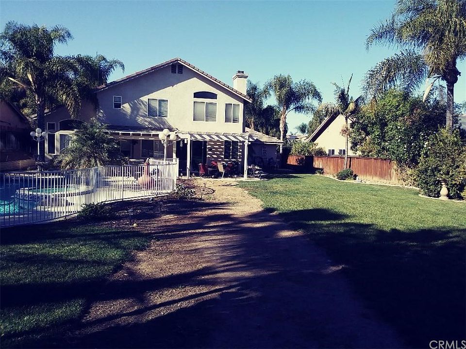 1st image of 2541 Cottage Dr
