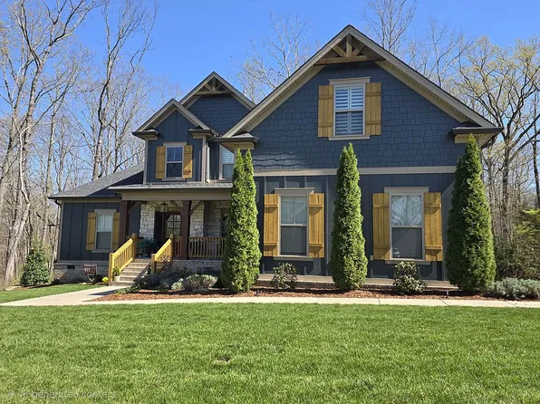 2496 Blue Mist Dr, Signal Mountain, TN 37377