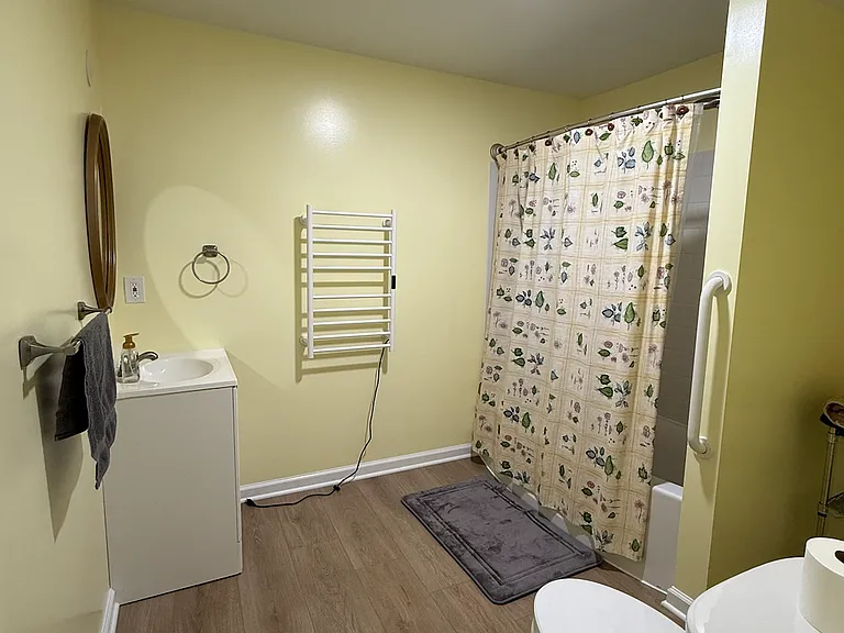 Maddex Dr — Photo 6