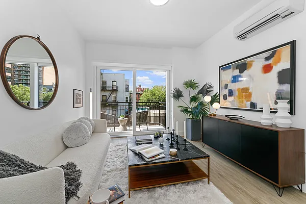 Rented by MNS | media 20