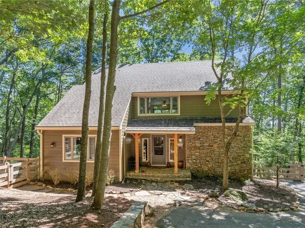 120 Petit Ridge Dr, Jasper, GA 30143