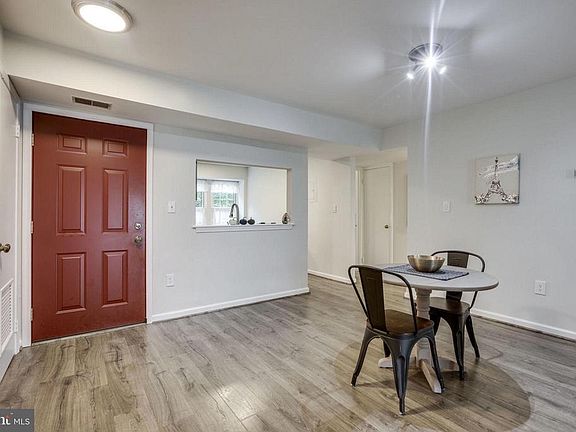 5th image of 3337 Lakeside View Dr
