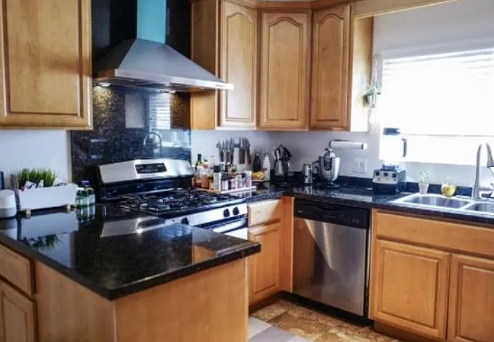 14241 Capri Dr — Photo 3