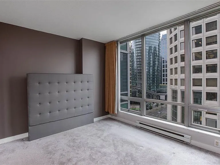 1200 Georgia St W #1405 — Photo 12