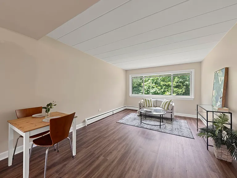 1307 College Ave #207 — Photo 5