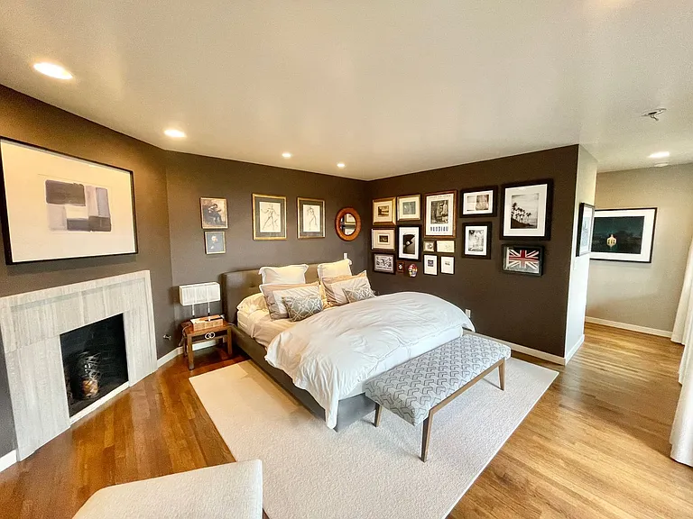 367 Roosevelt Way — Photo 15