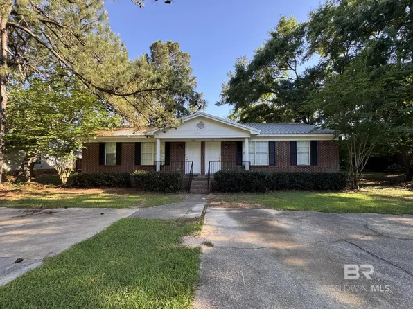 309 E Peachtree Ave, Foley, AL 36535