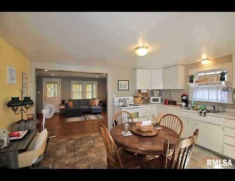 501 S Henry St — Photo 11