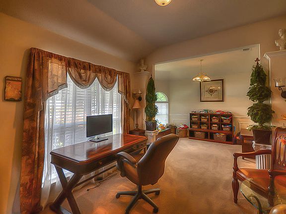 4th image of 5613 Stonemoss Dr