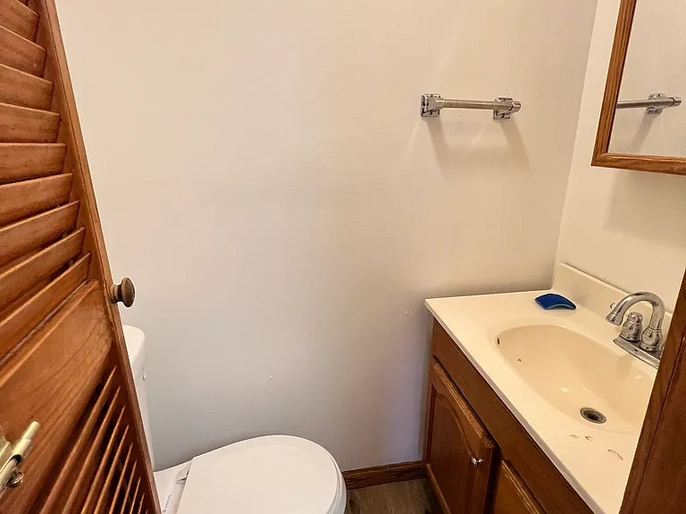 65 Tompkins St — Photo 8