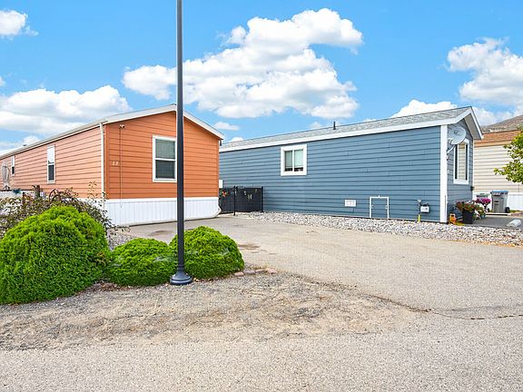 2nd image of 1781 Ord Rd #13