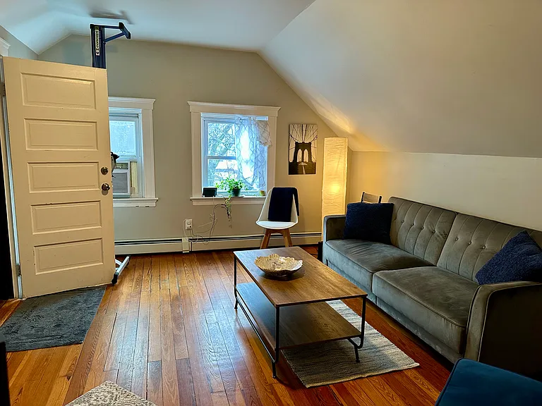 1001 Narragansett Blvd #1 — Photo 8