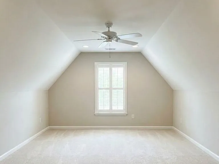 4830 Trolley Ln — Photo 5