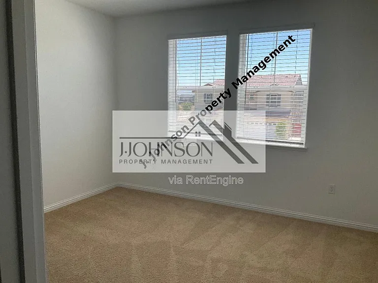 2717 Rabbit Hollow Dr — Photo 15