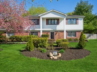 57 Plymouth Ave, Mount Sinai, NY 11766