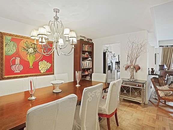 3rd image of 250 E 65th St APT 14D