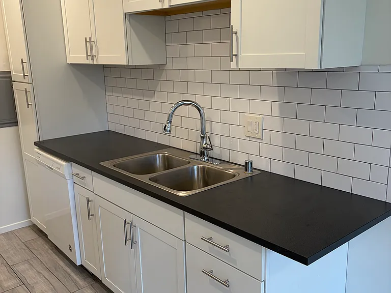 3820 Mentone Ave #6 — Photo 3