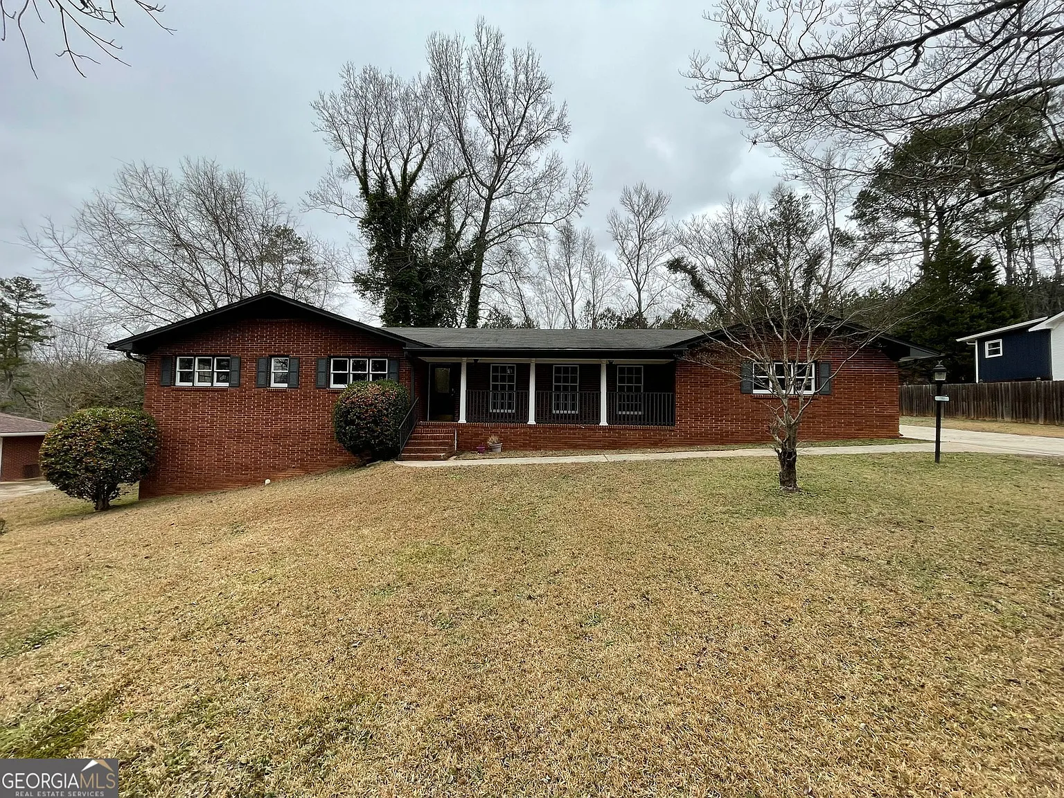 759 Pinehurst Dr photo 1