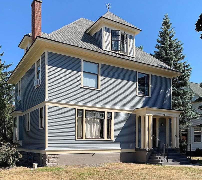 1st image of 13 E 13th St