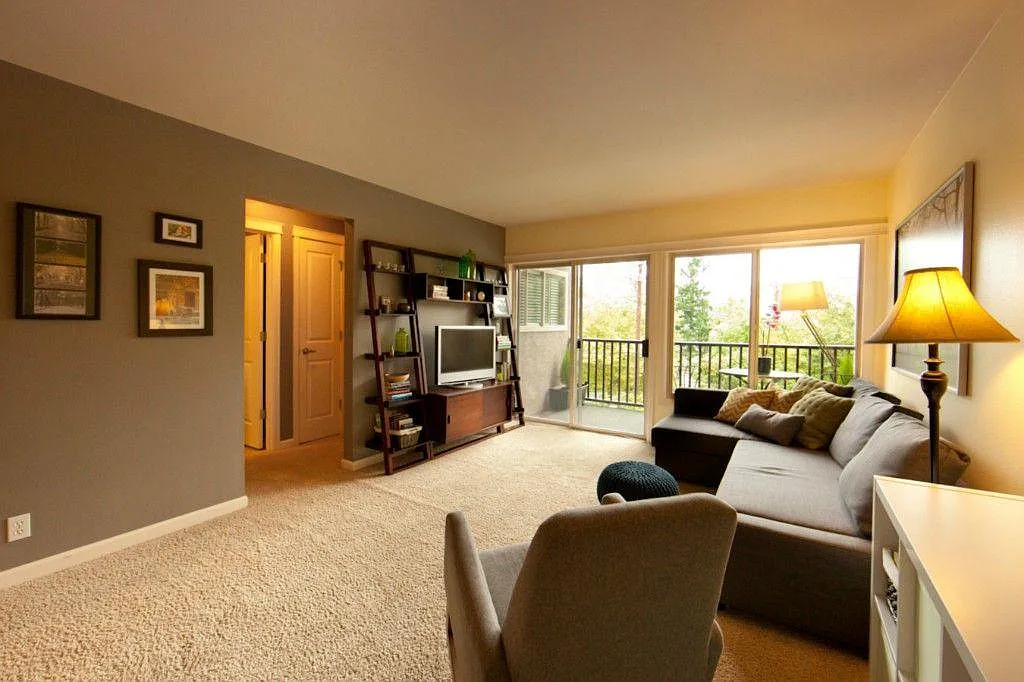1 bed, 654 sqft, $2,150 — Photo 4