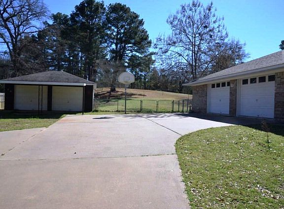 3rd image of 459 An County Road 360