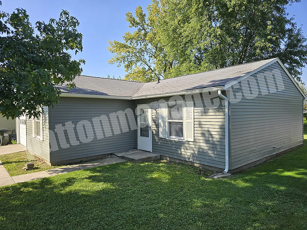 3 bed, 1000 sqft, $1,275 — Photo 2