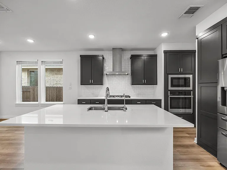 2145 Stampede Dr — Photo 7