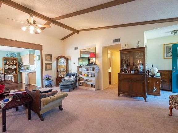 4th image of 738 Holly Oak Dr