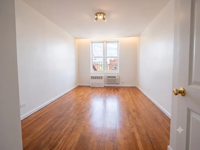 3901 Nostrand Ave #6L — Photo 7