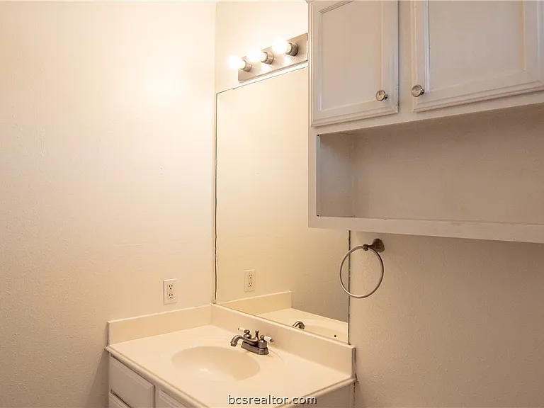 3739 Marielene Cir — Photo 10