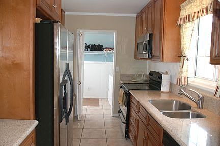 4th image of 17081 E Bellbrook St