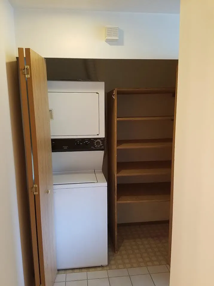 Great Apartment in the Heart of Ballard. — Photo 4
