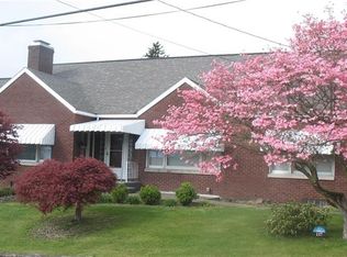 117 Davis St, Connellsville, PA 15425