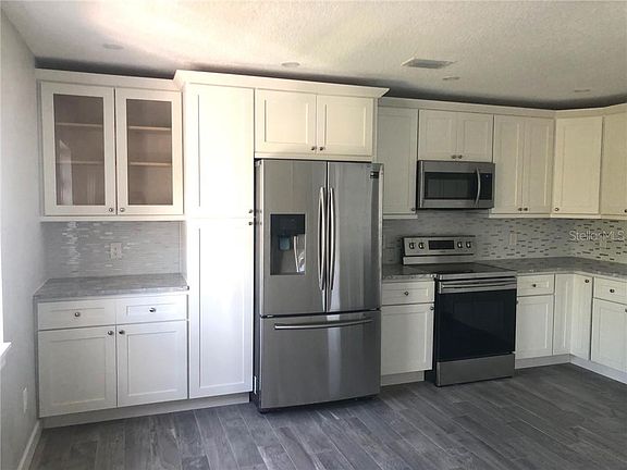 4th image of 4700 Coquina Key Dr SE APT D