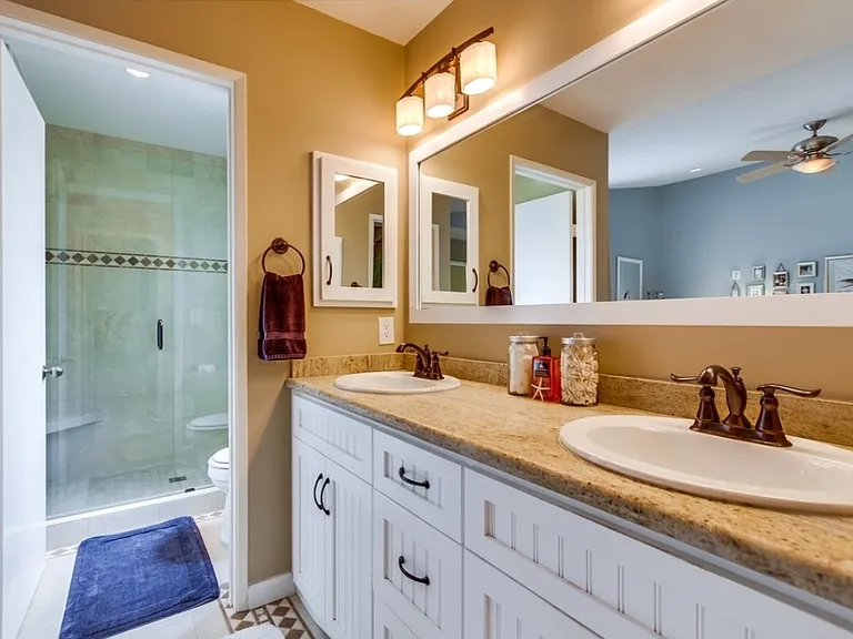 2954 Cape Cod Cir — Photo 9