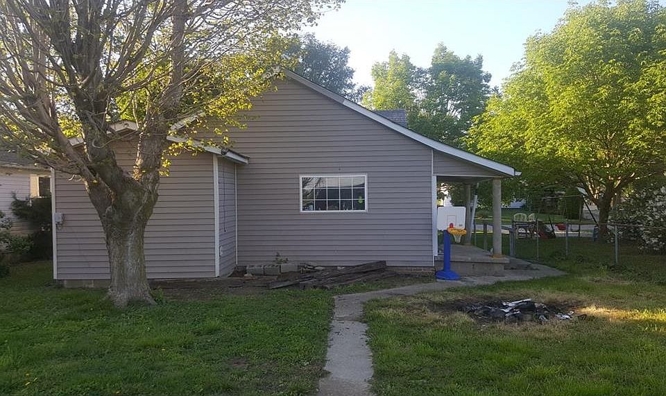 2nd image of 1253 Congress St