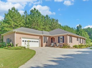 216 Shawnee Trl, Toccoa, GA 30577