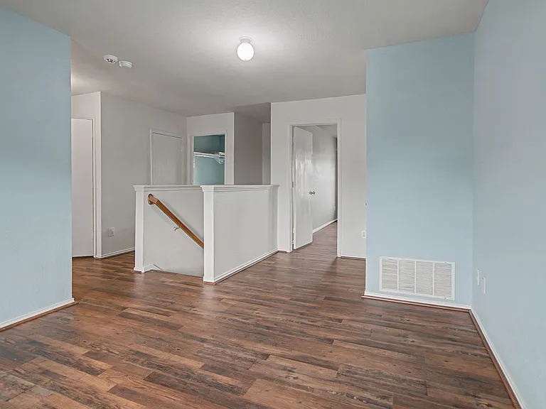 5016 Meridian Ln — Photo 20