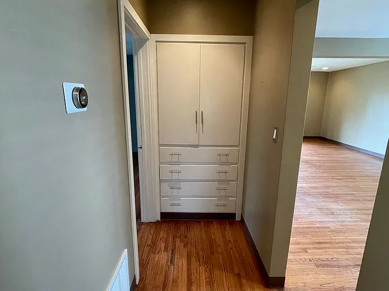 2257 S Florence Ave — Photo 14