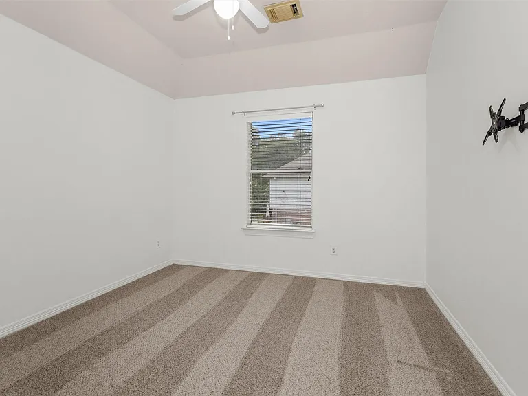7223 Wedgewood Dr — Photo 36