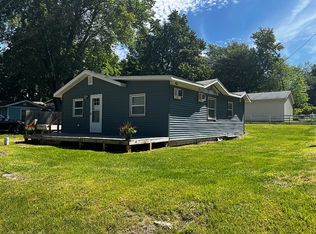 6091 Monroe St, Coloma, MI 49038