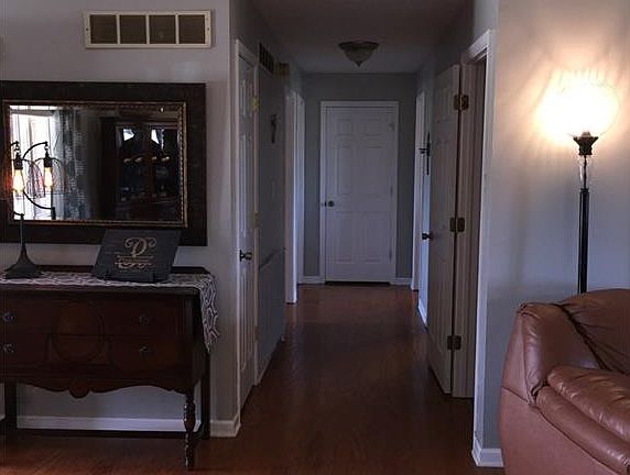4th image of 5947 Leisure Ln