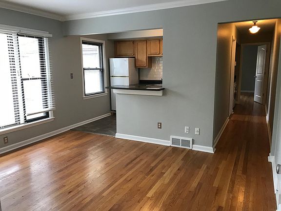 2nd image of 617 E Lincoln Ave APT 1