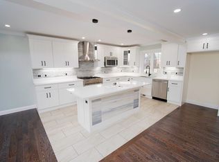 12 Connell St, Quincy, MA 02169