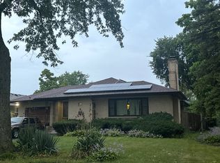 11 W 150th St, Harvey, IL 60426